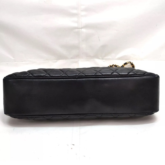 CHANEL CC CHARM Lambskin Tote - Picture 7 of 12